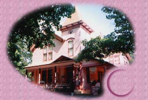 1881 Crescent Cottage Inn
