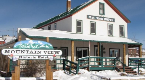 Mountain View Hotel & Cafe