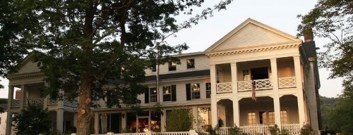 The White House Inn